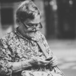 Gaming for Older Adults: 7 Proven Tips to Avoid Frustrating Mistakes
